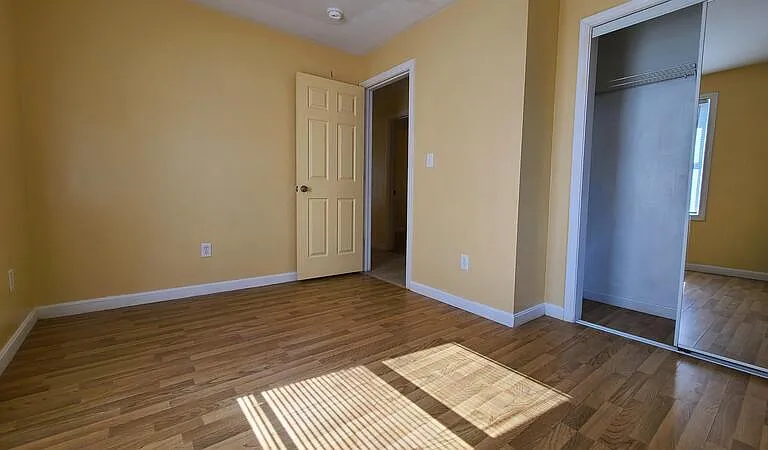 235 Wadsworth St — Photo 17
