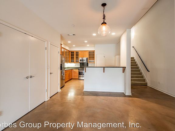 4th image of 572 Manzana Pl