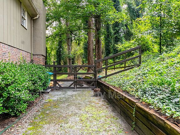 2nd image of 4932 Rock Haven Dr
