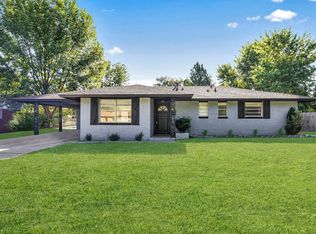 901 Sherman St, Springdale, AR 72764