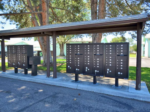 Meridian Park Apartments