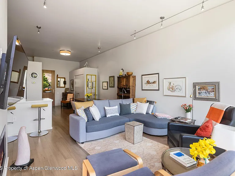 202 Evans Rd #202 — Photo 11