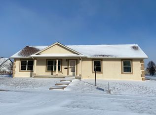 1712 E Horizon Ln, Urbana, IL 61802