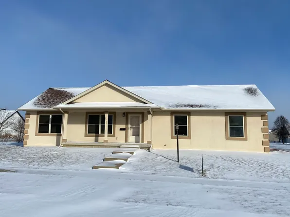 1712 E Horizon Ln, Urbana, IL 61802