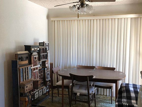 3rd image of 1416 W Avenue H9