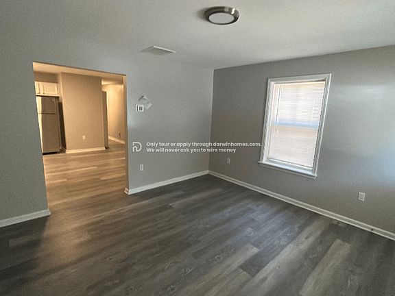 5th image of 2511 Rowan St