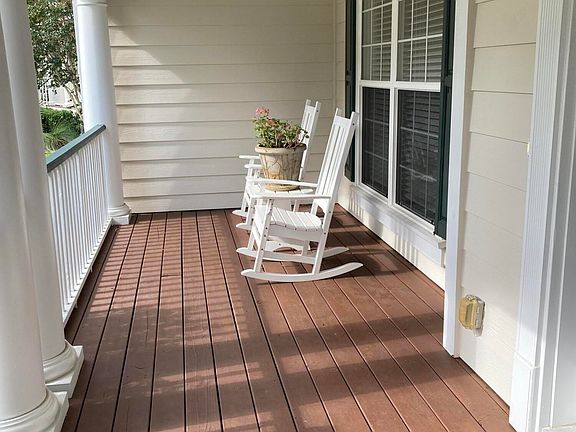 4th image of 2904 Riverwood Dr