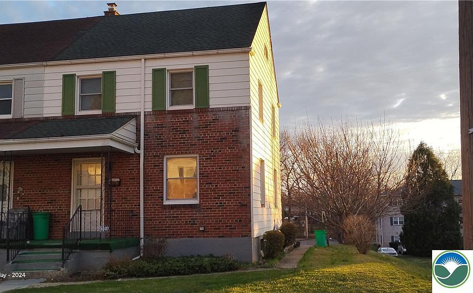 1st image of 2208 S 9th St