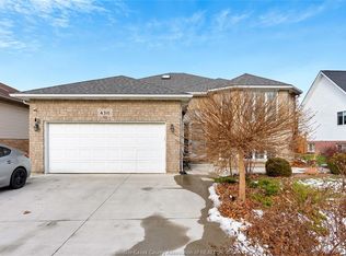 4316 Golfcourse Cres, Windsor, ON N9G2P4