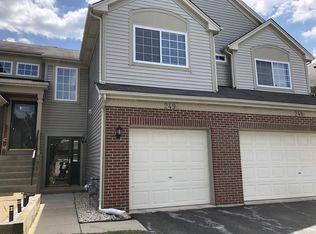 249 Nicole Dr UNIT C, South Elgin, IL 60177