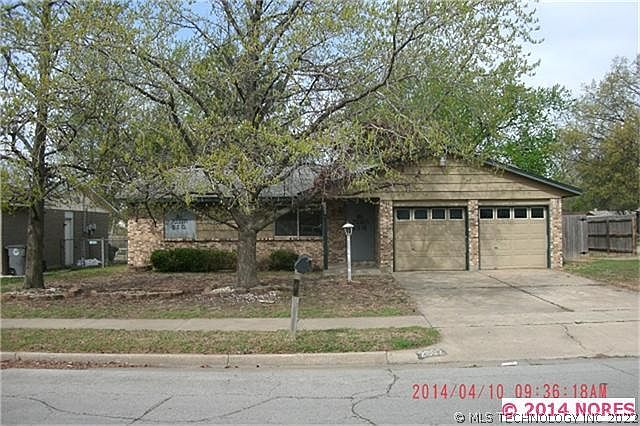 1st image of 2602 S 121st East Ave