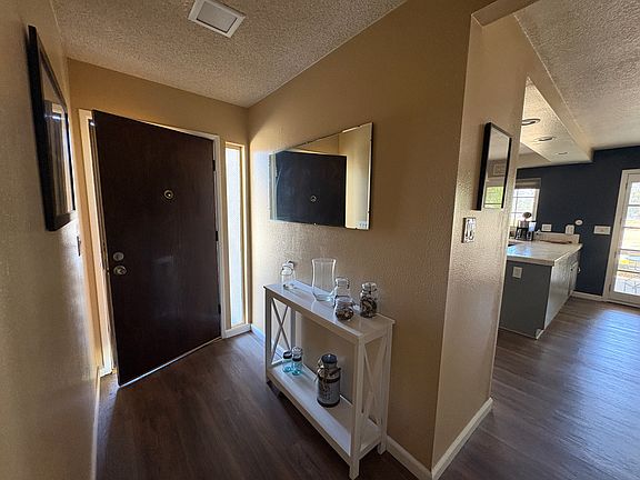 5th image of 28700 Gleneagle Ct