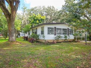 917 Aloha Way, Lady Lake, FL 32159