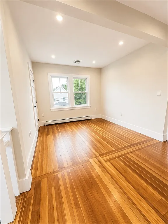 1 bed, 1.0 bath, 630 sqft, $2,350 — Photo 4