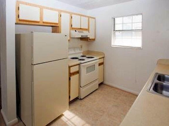 2nd image of 4930 Pleasant Ave APT 202