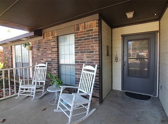 2nd image of 3105 Country Creek Ln