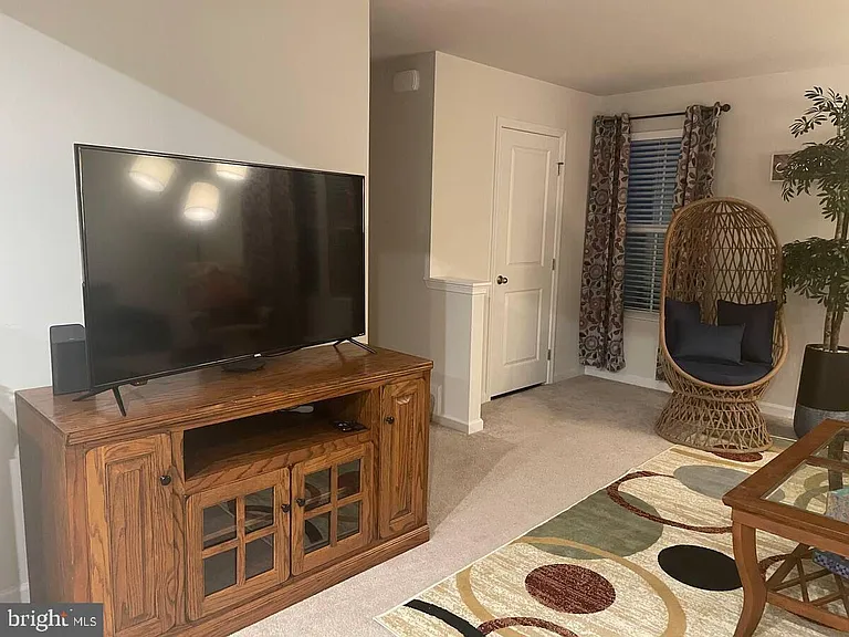 264 Sage Cir — Photo 6