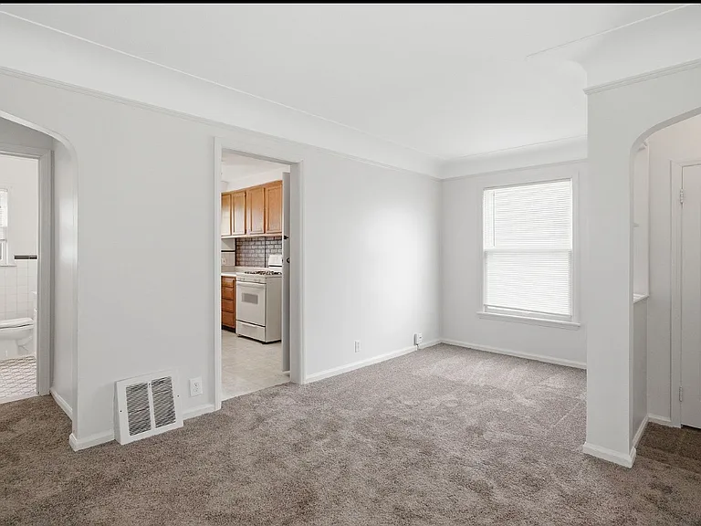 26316 Powers Ave — Photo 5