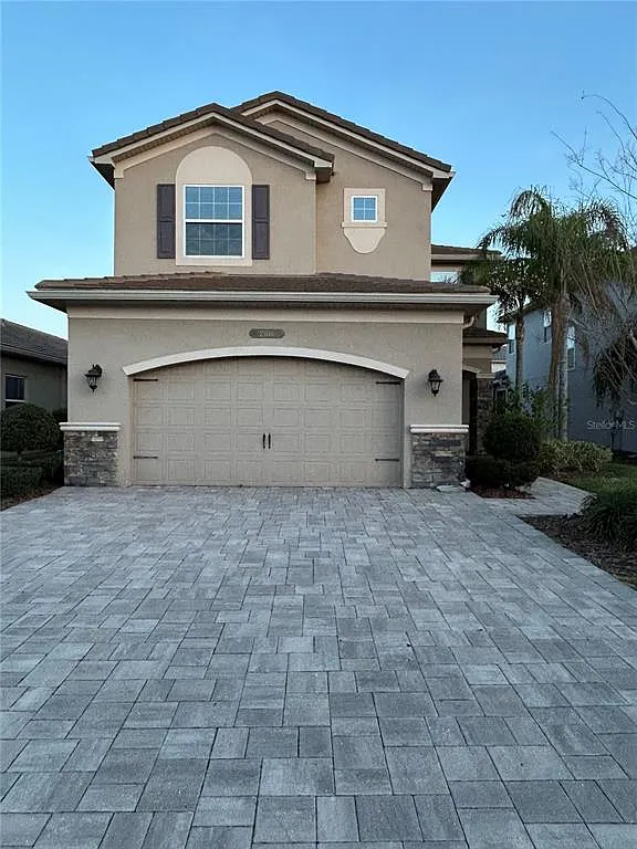 4 bed, 4.0 bath, 2728 sqft, $3,750 — Photo 1