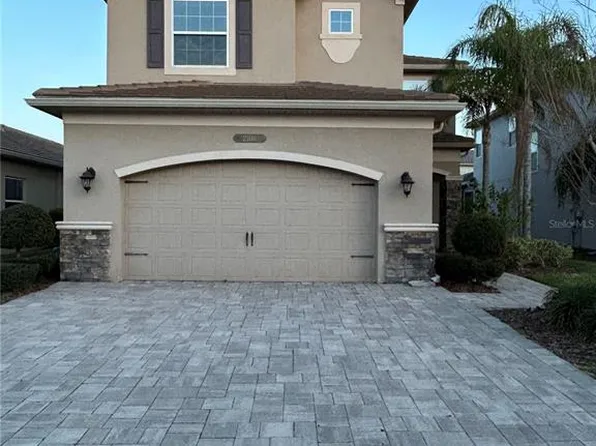 2106 Scholartree Way, Wesley Chapel, FL 33543