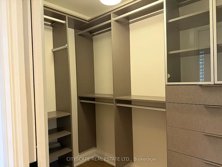 2009 Waters Edge Dr — Photo 20