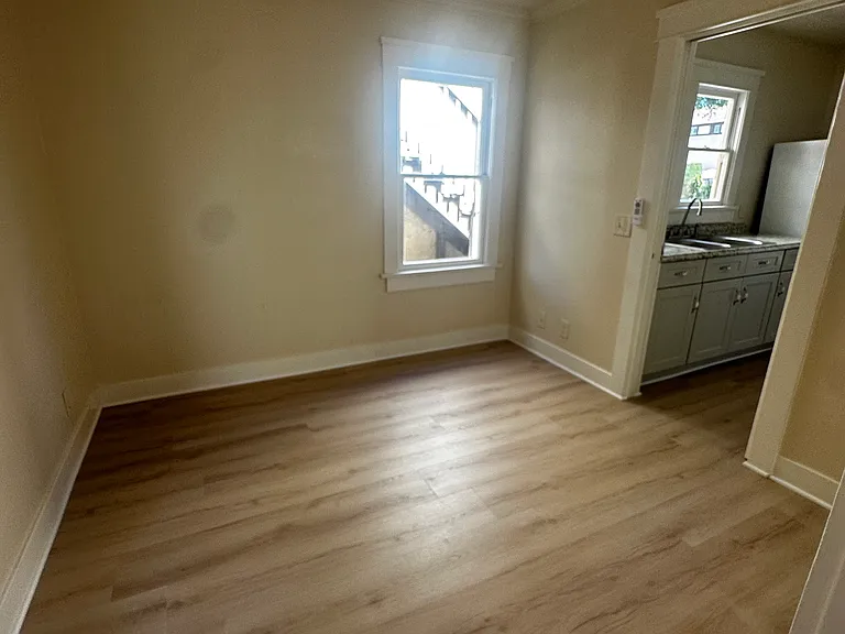 1523 E 9th St #1523 — Photo 11