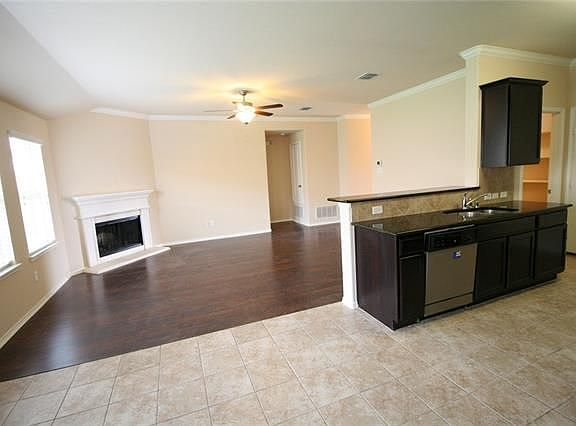 5th image of 4613 Lathem Dr
