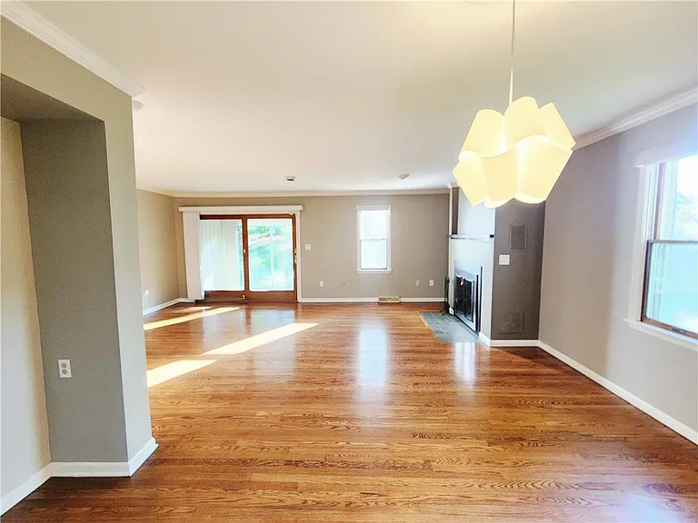 194 Springhouse Rd — Photo 23