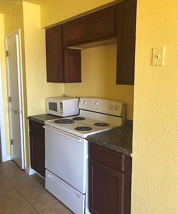 5th image of 6902 Troy Glen Dr