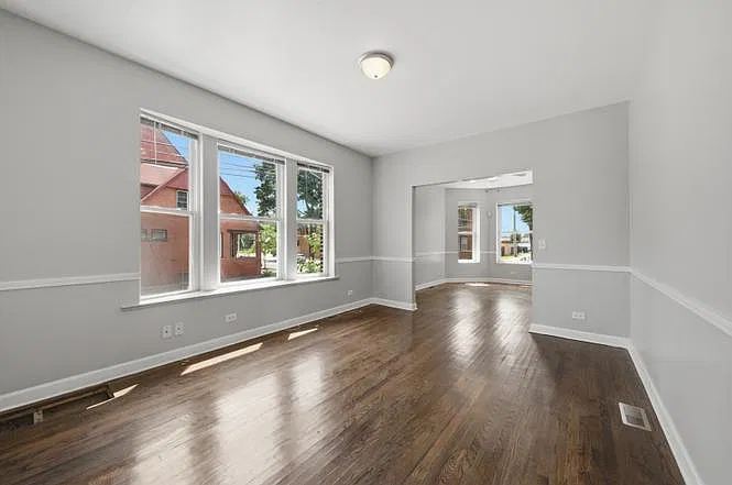 3 bed, 1200 sqft, $1,950 — Photo 4