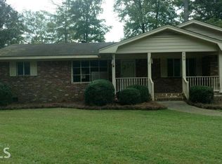 120 W Fairlawn Dr, Carrollton, GA 30117