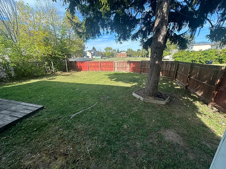 2322 Orleans Ave — Photo 19