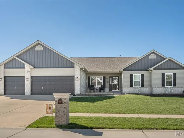 800 Mule Creek Dr, Wentzville, MO 63385