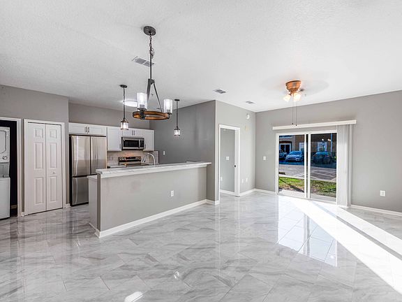 2nd image of 6916 Ortega Woods Dr Unit 3