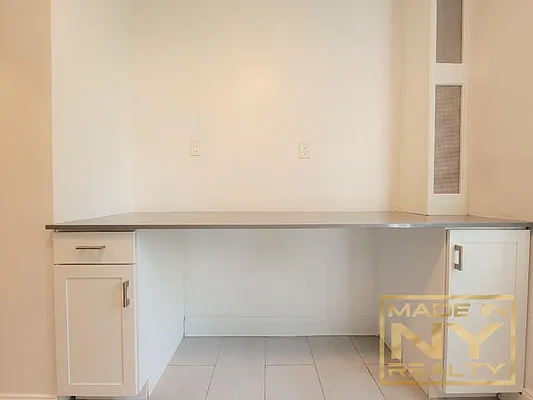 Rented by Made In NY Realty | media 14