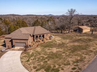 1081 Burnt House Rd, Lebanon, TN 37090