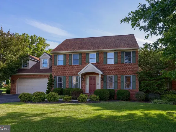 209 Conestoga Ln, Spring Grove, PA 17362