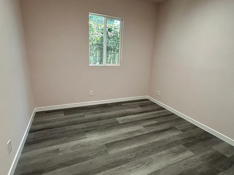 3721 Whiteside St #A — Photo 11
