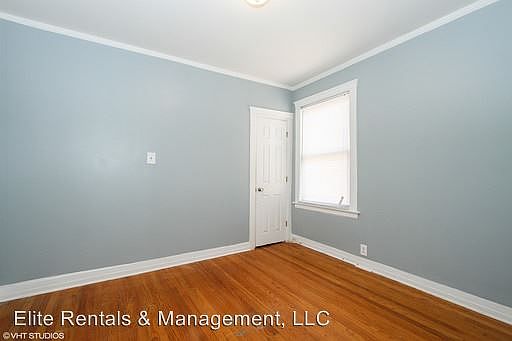 3rd image of 7953 S Merrill Ave #3456314