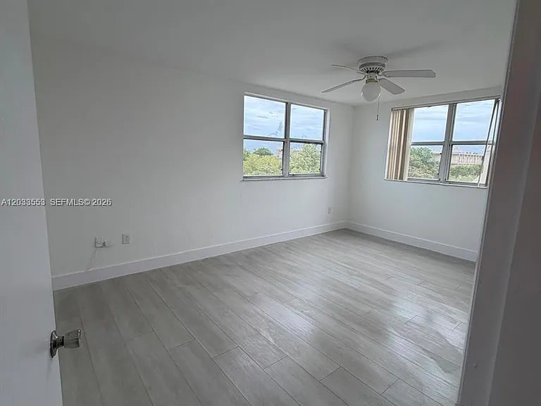 8235 Lake Dr #502 — Photo 5