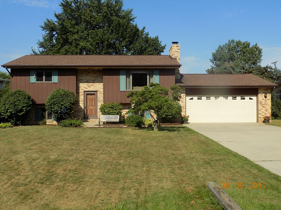 1st image of 350 Margery Ct