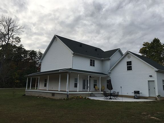 4th image of 180 Pine Ln