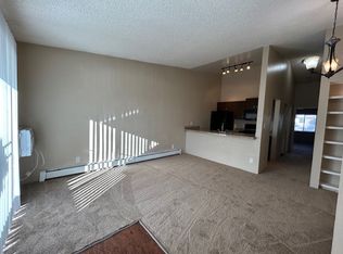 532 Oakwood Dr #207, Castle Rock, CO 80104