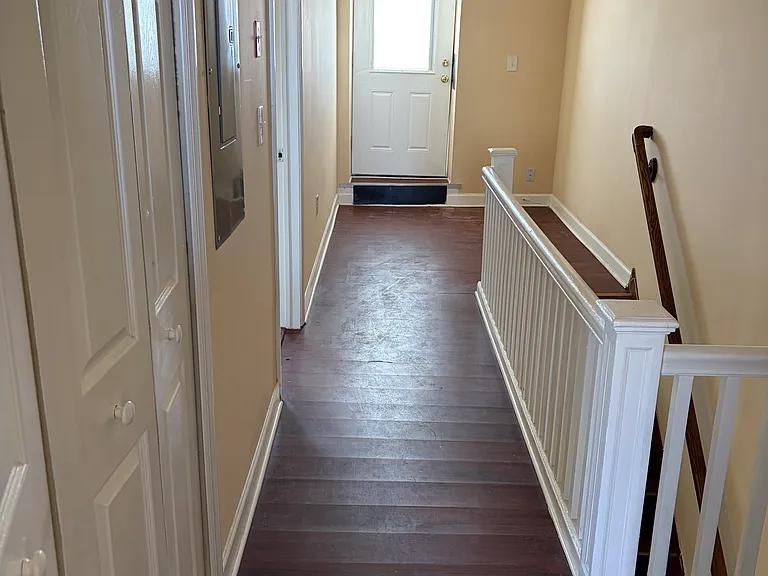 334 S Broad St #3 — Photo 4