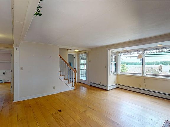 5th image of 170 Deepwood Dr