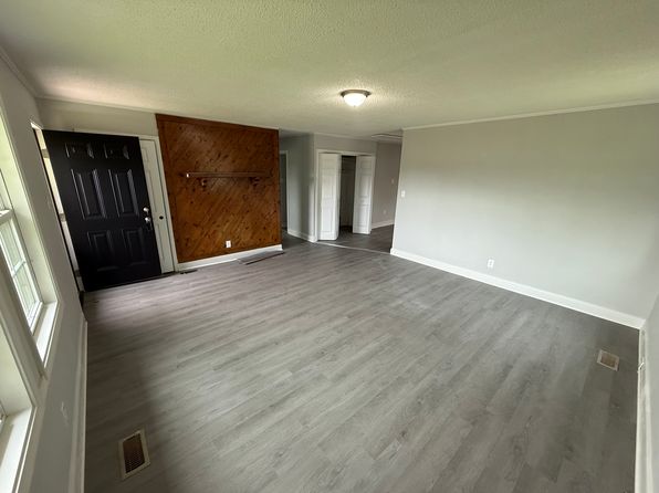 225 Old Seven Springs Rd