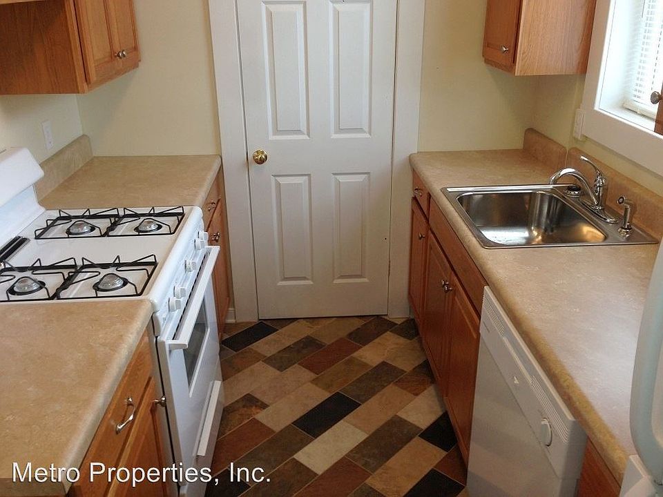 1st image of 10 S Dooley Ave #A