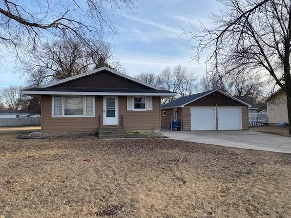 2305 19th Ave SW, Willmar, MN 56201