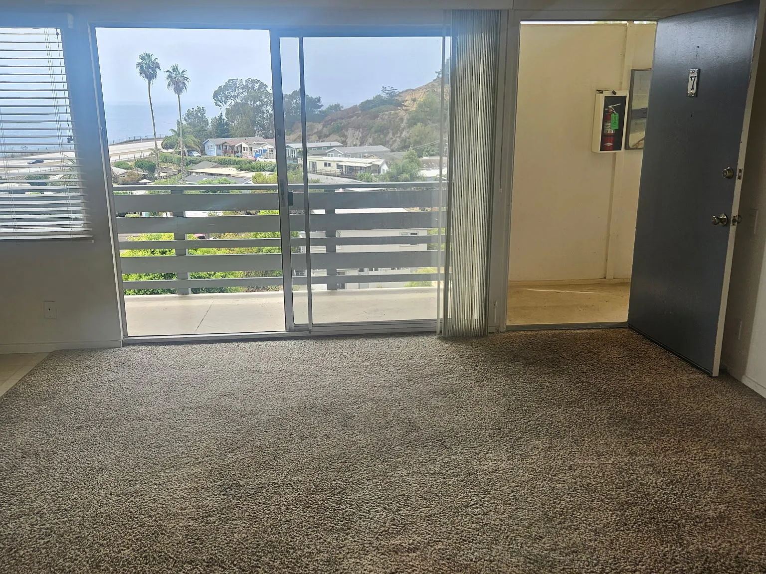 2 bed, $3,400 — Photo 3