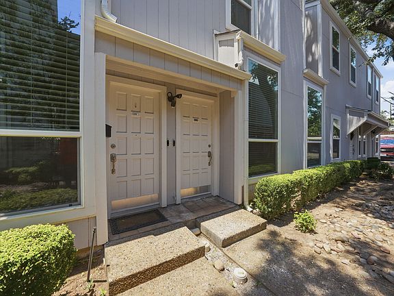 4th image of 2815 Welborn St APT 101